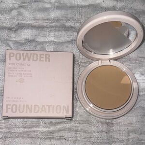 Kylie Cosmetics Natural blur Powder Foundation 3W